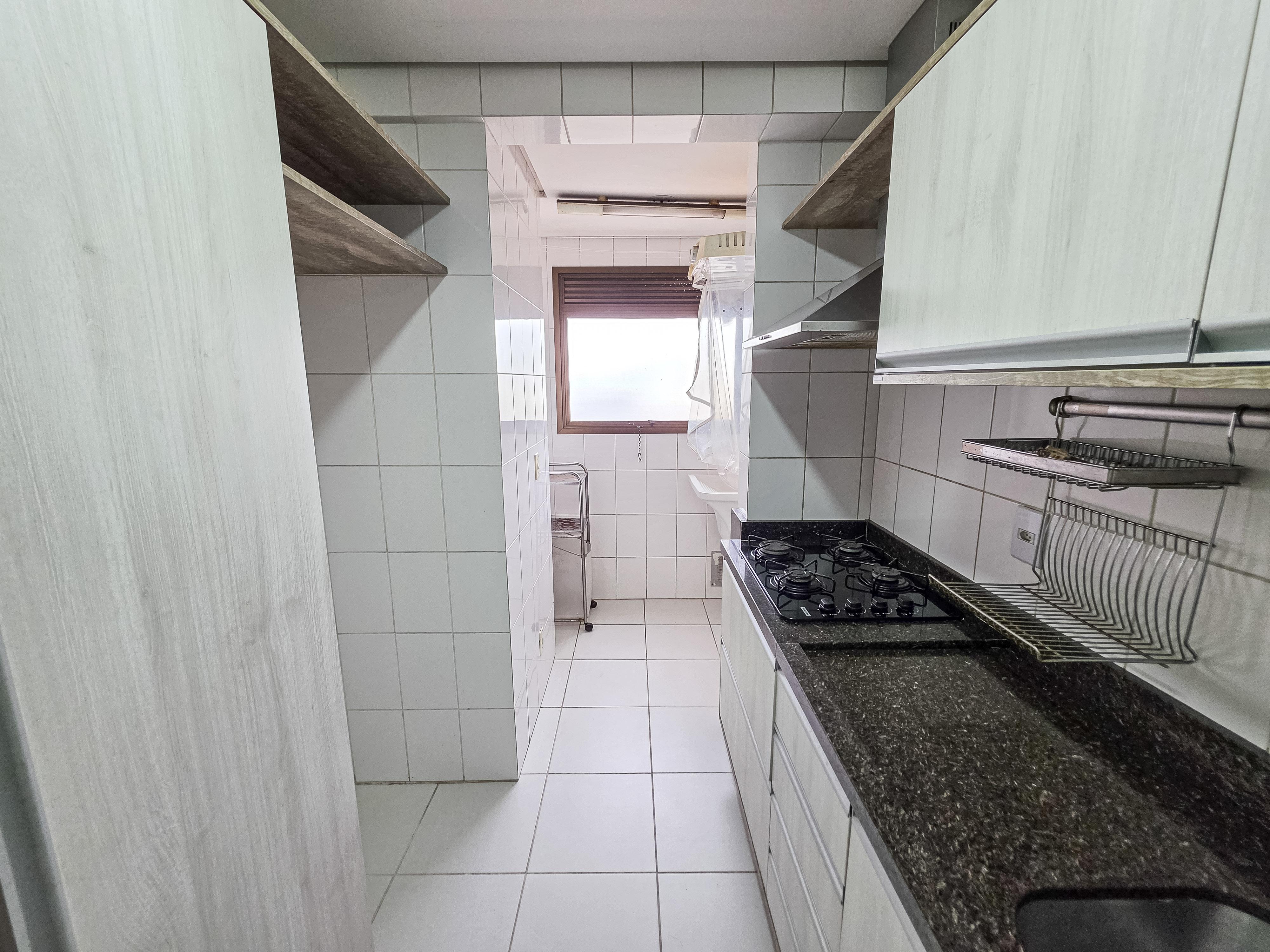 �timo apto muito bem equipado, andar alto, 79m, ar...