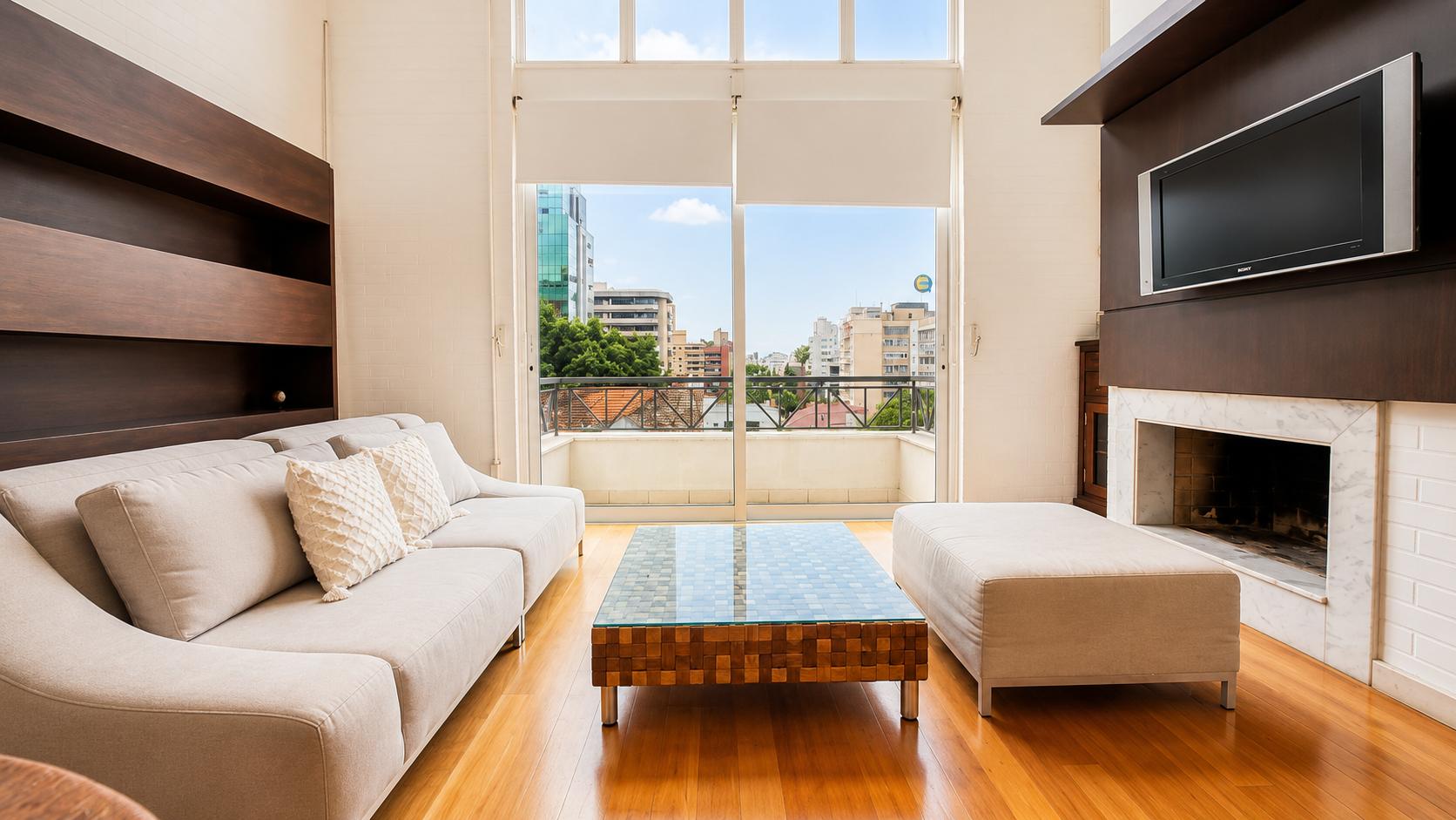 Loft Duplex Mobiliado com 84m�, 2 Vagas e Hidromas...