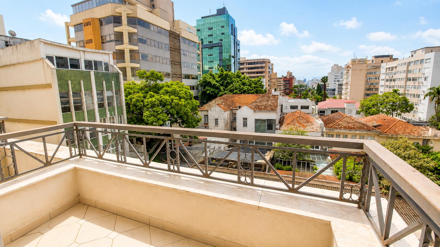 Loft Duplex Mobiliado com 84m�, 2 Vagas e Hidromas...