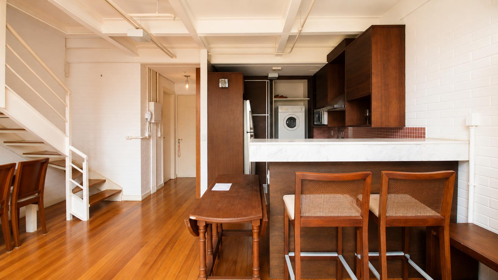 Loft Duplex Mobiliado com 84m�, 2 Vagas e Hidromas...