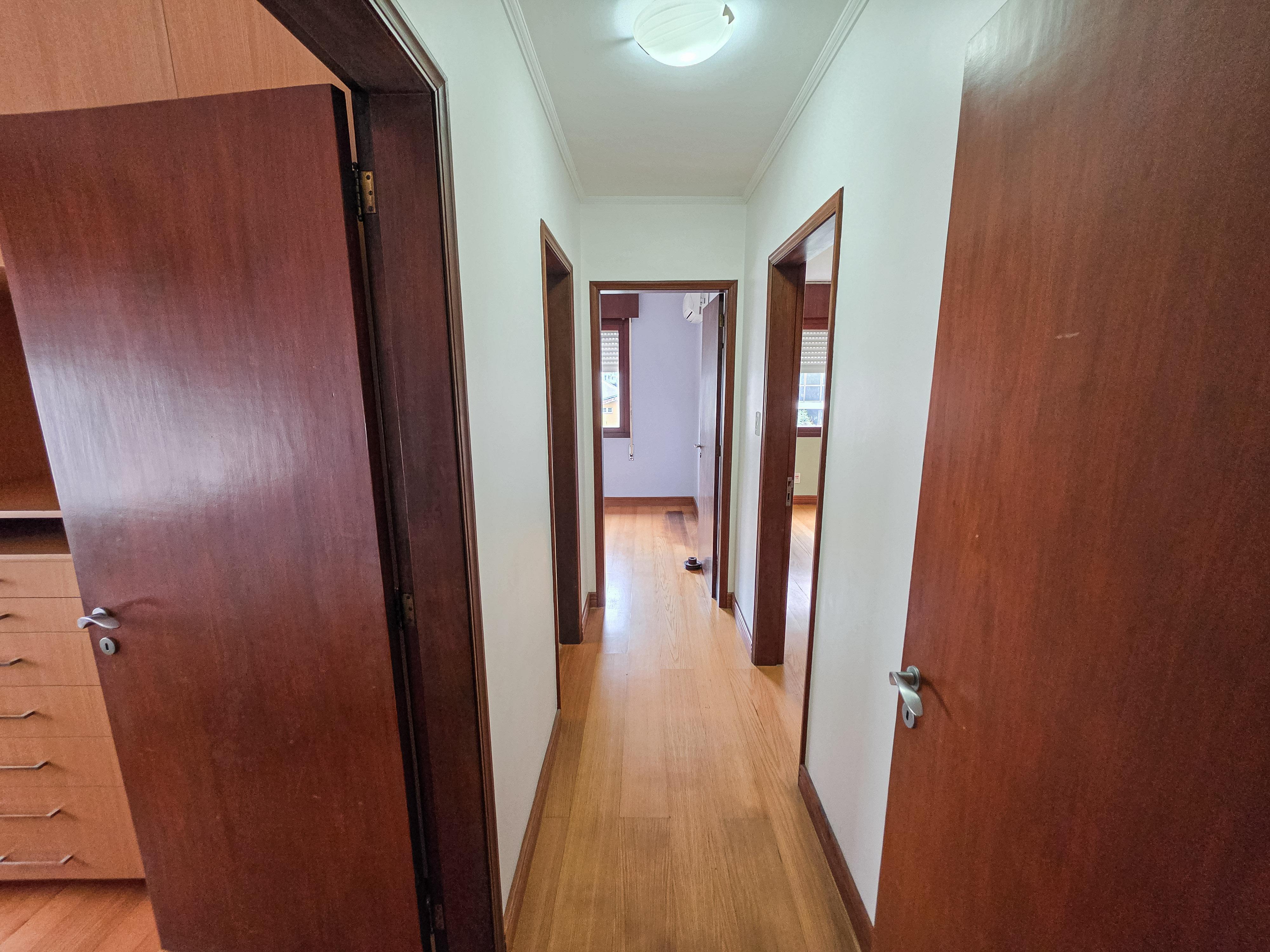 �timo apto semi mobiliado, 102m priv, ar condicion...