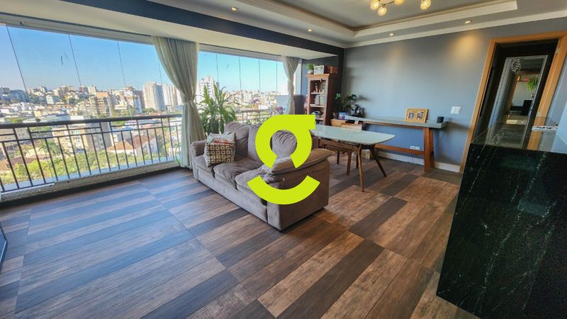 Excelente apto semi mobiliado, anda alto, 106m, la...