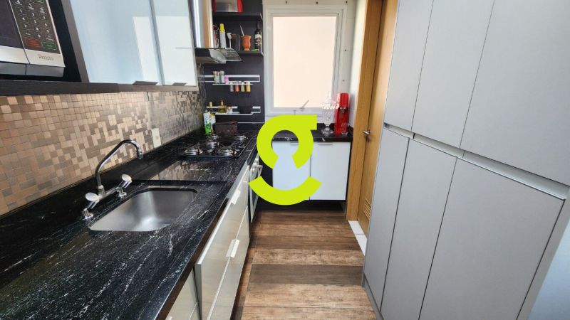 Excelente apto semi mobiliado, anda alto, 106m, la...