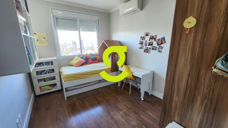 Excelente apto semi mobiliado, anda alto, 106m, la...