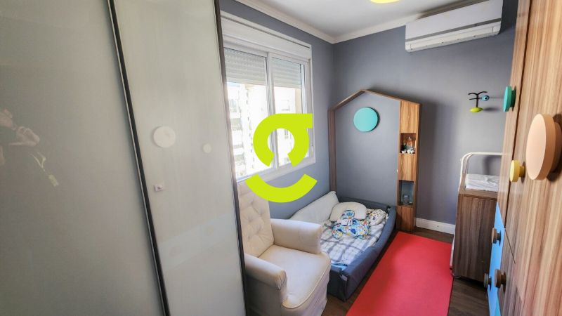 Excelente apto semi mobiliado, anda alto, 106m, la...