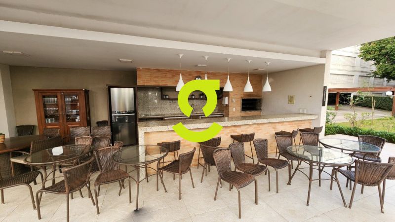 Excelente apto semi mobiliado, anda alto, 106m, la...