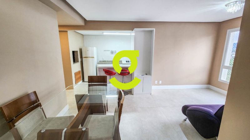 �timo apto, semi mobiliado, andar alto, churrasque...