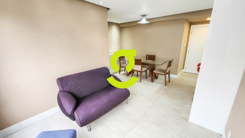 �timo apto, semi mobiliado, andar alto, churrasque...