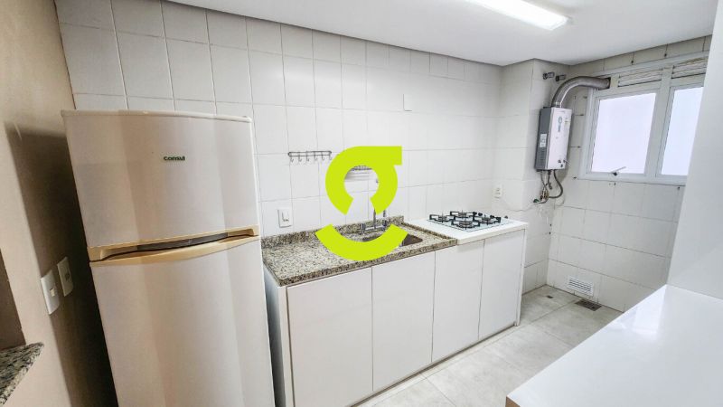 �timo apto, semi mobiliado, andar alto, churrasque...