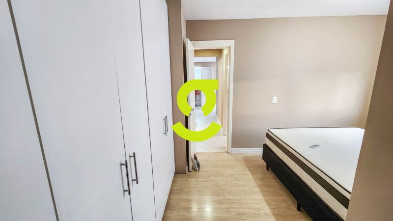 �timo apto, semi mobiliado, andar alto, churrasque...