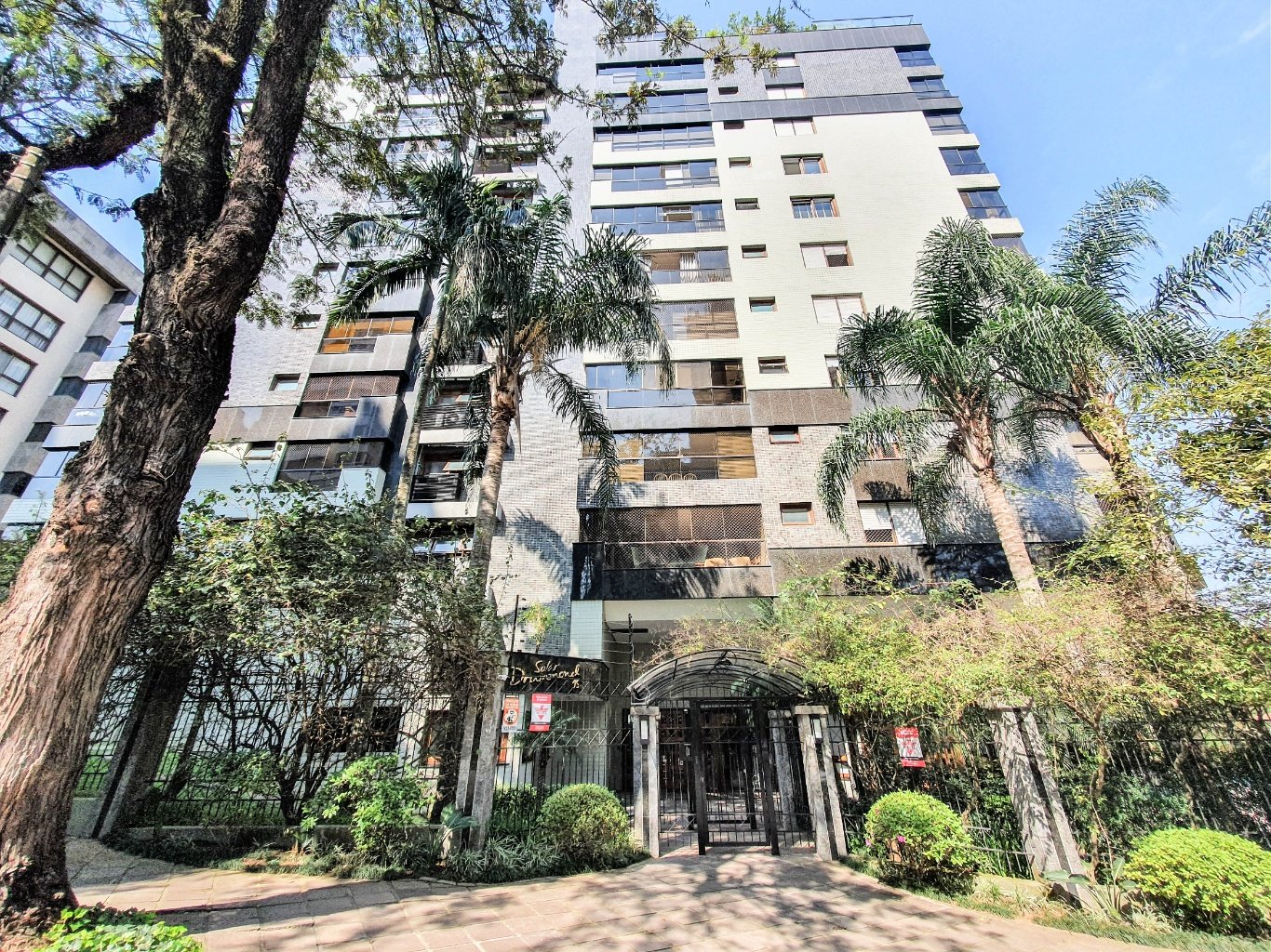 Apartamento 3D no bairro BELA VISTA em PORTO ALEGRE