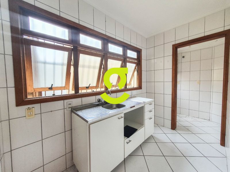 Apto reformado, 75m priv, 2 dorm, suite, 1 vaga pr...