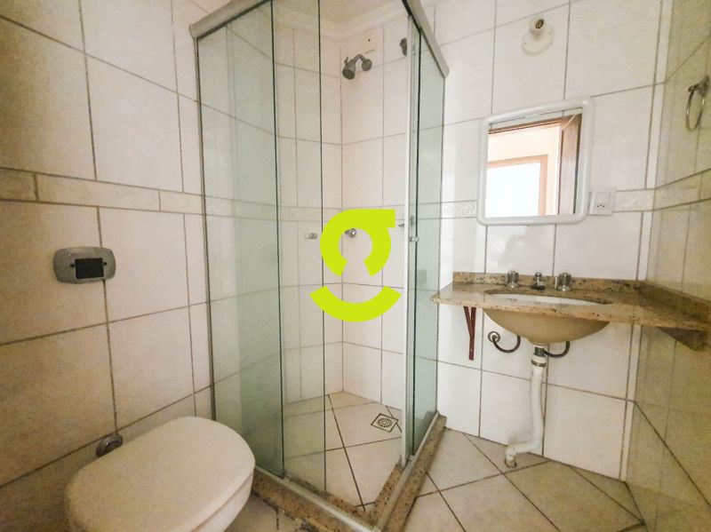 Apto reformado, 75m priv, 2 dorm, suite, 1 vaga pr...