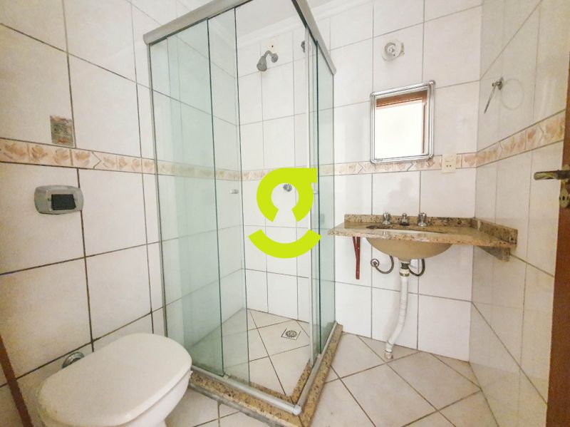 Apto reformado, 75m priv, 2 dorm, suite, 1 vaga pr...