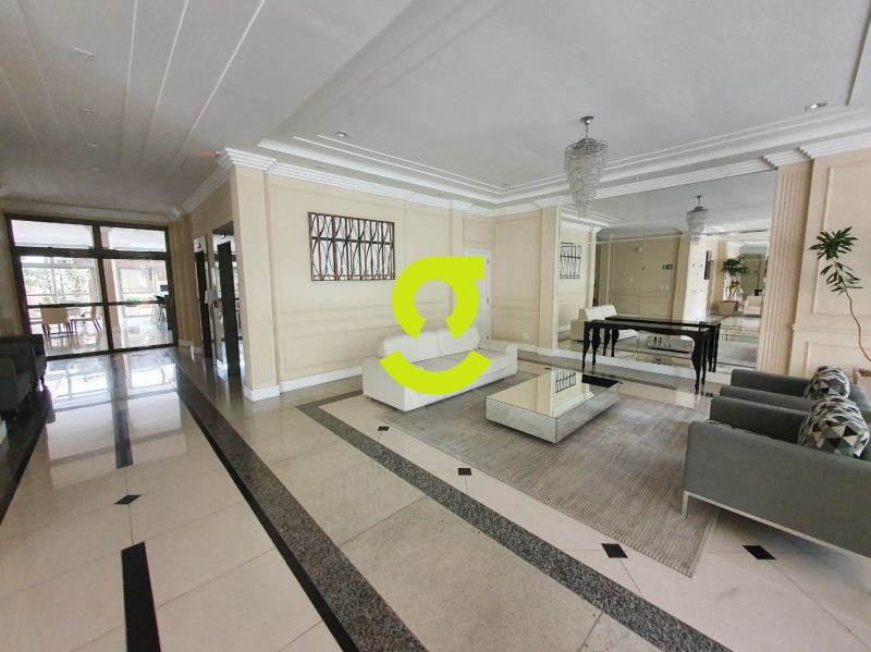 Excelente apto MOBILIADO, andar alto, churrasqueir...