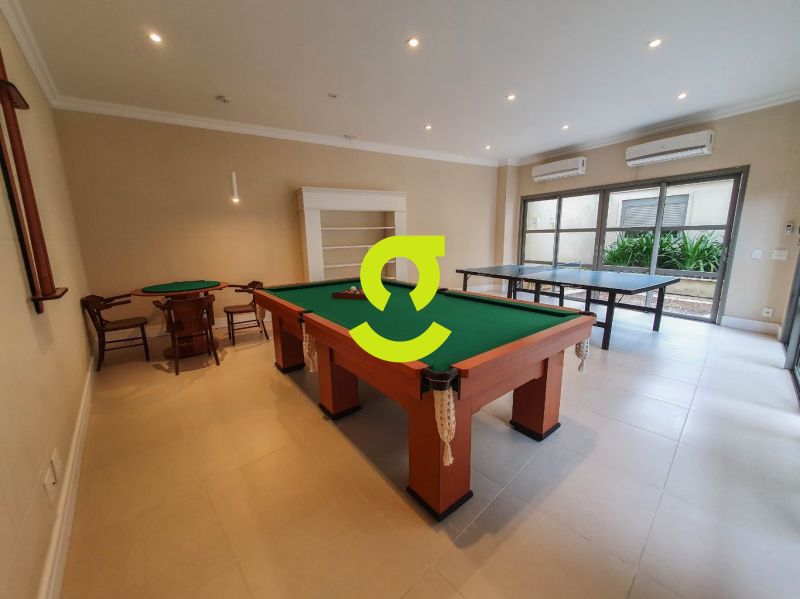 Excelente apto MOBILIADO, andar alto, churrasqueir...