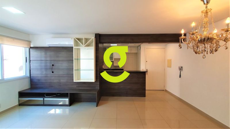 Apartamento, 73m, 2 dormit. su�te, semi mobiliado