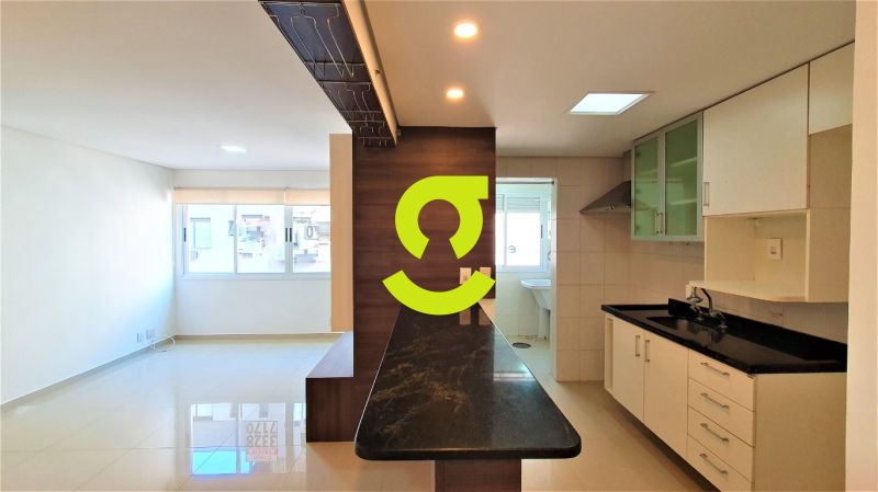 Apartamento, 73m, 2 dormit. su�te, semi mobiliado