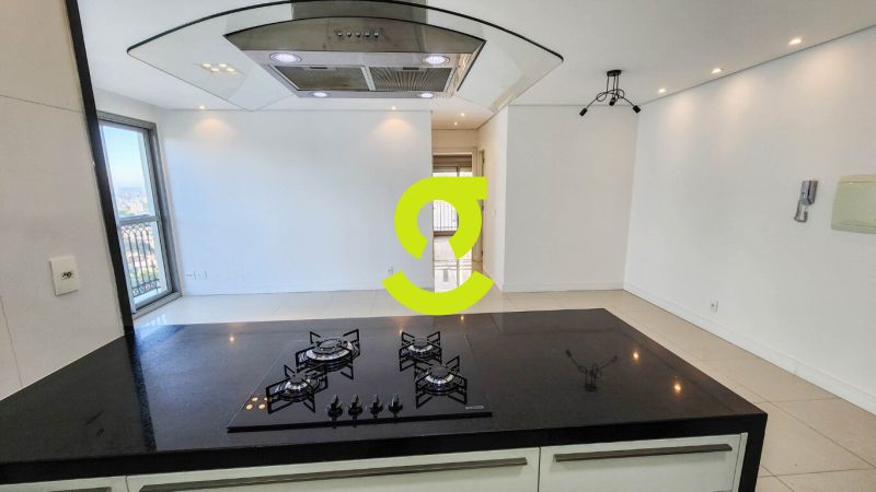 timo apto andar alto, semi mobiliado, 72m priv, 2...