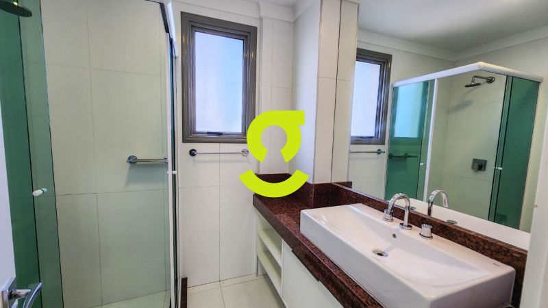 timo apto andar alto, semi mobiliado, 72m priv, 2...