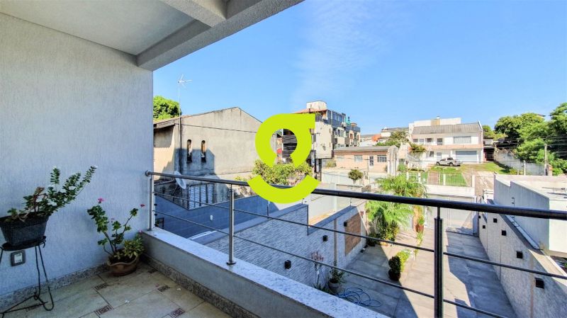tima casa quadriplex, 396m priv, MOBILIADA, larei...