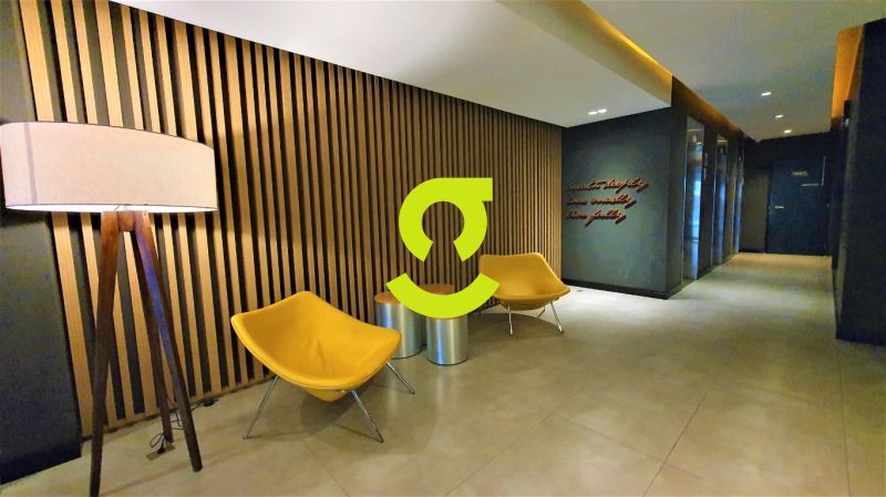 timo loft, ensolarado, MOBILIADO, novo, vaga e in...