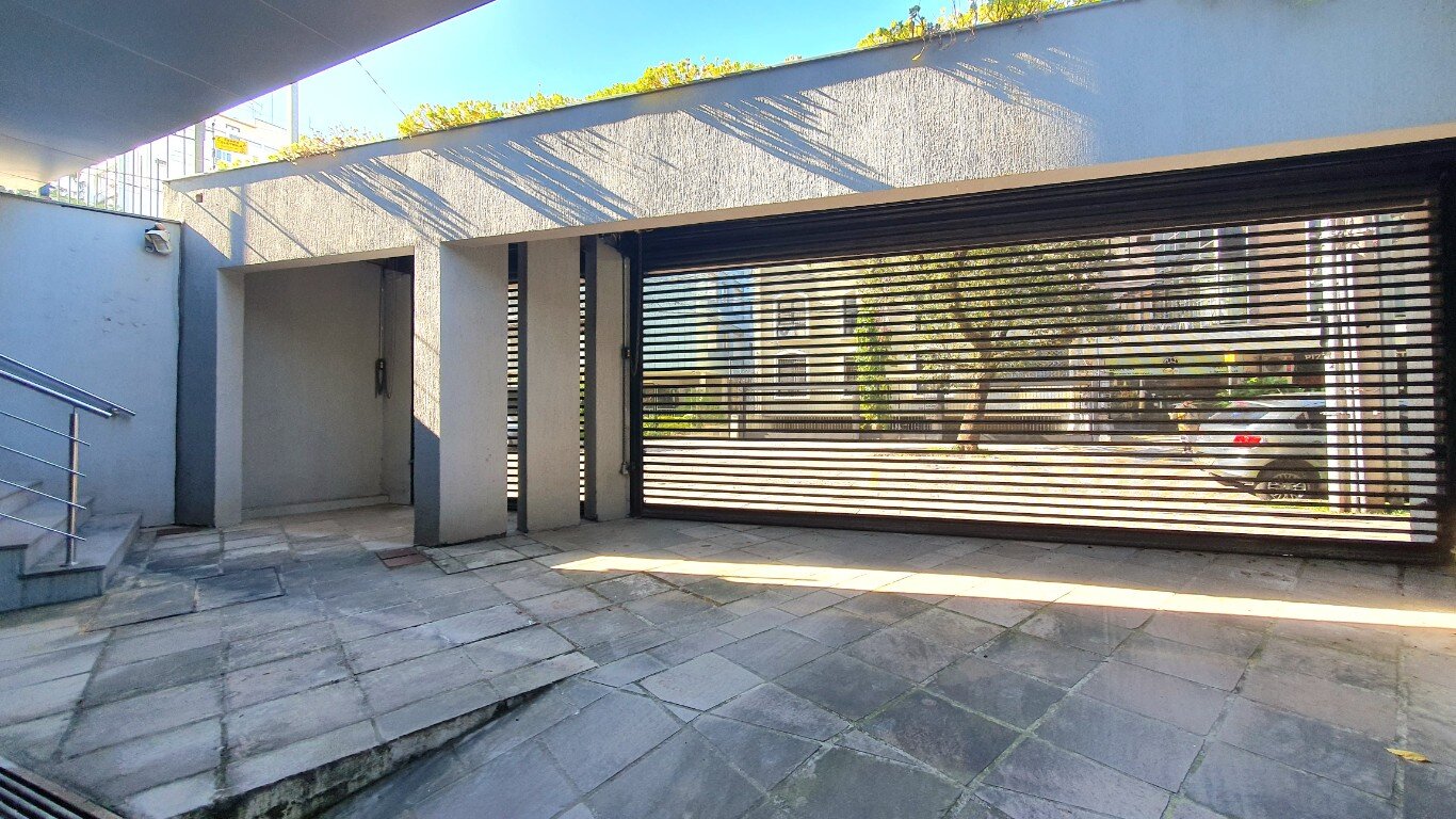 Prdio Comercial no bairro MOINHOS DE VENTO em PORTO ALEGRE