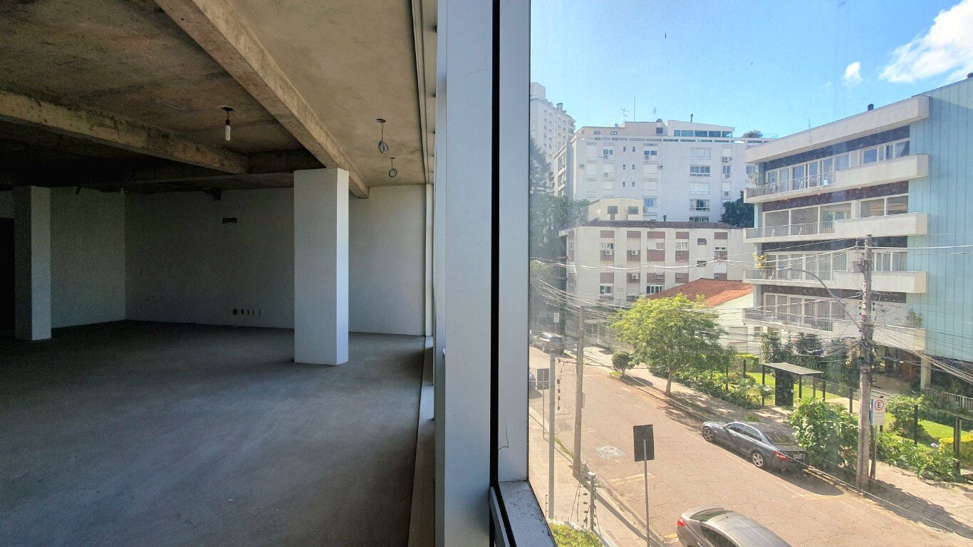 Prdio Comercial no bairro MOINHOS DE VENTO em PORTO ALEGRE