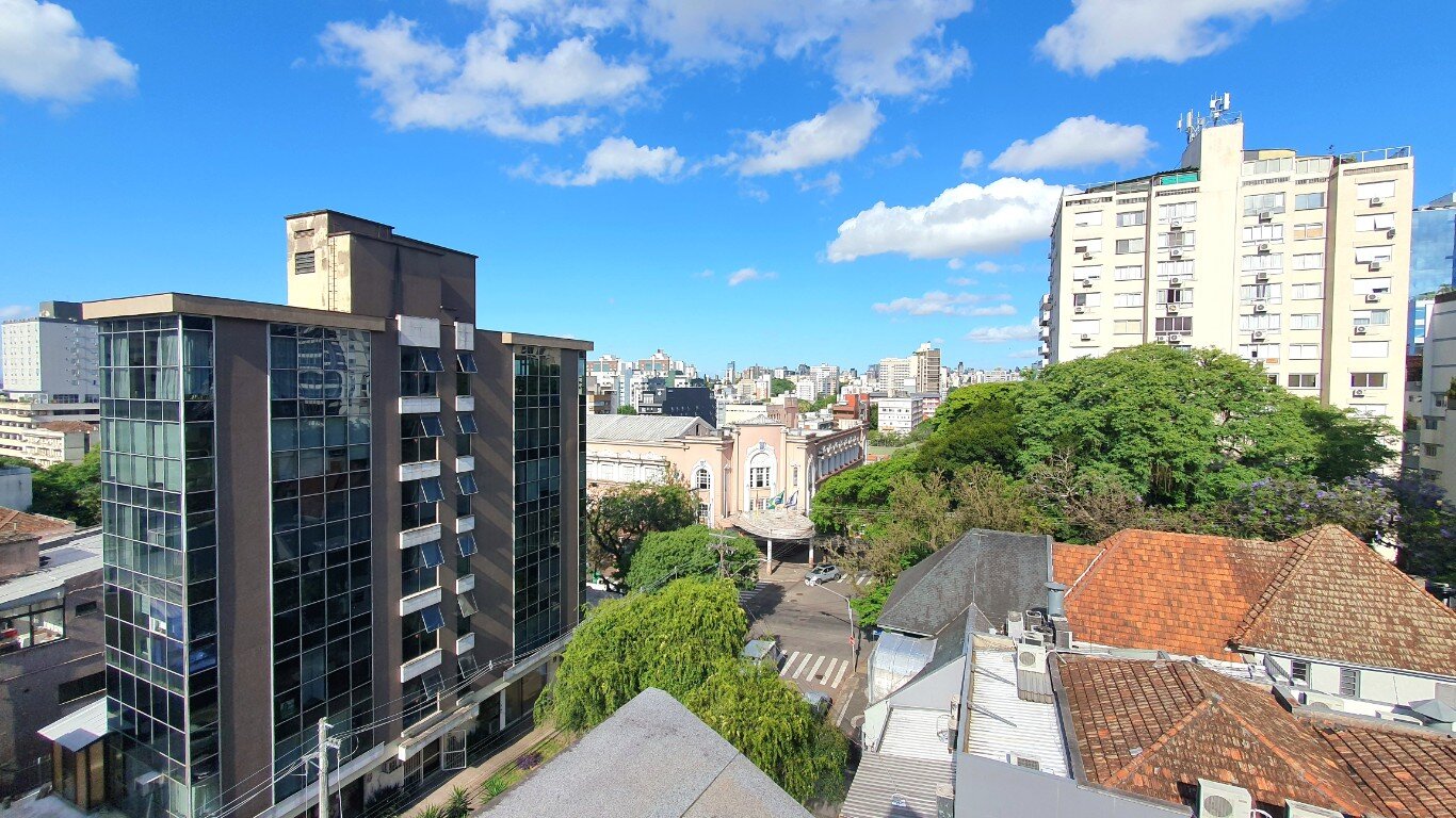 Prdio Comercial no bairro MOINHOS DE VENTO em PORTO ALEGRE