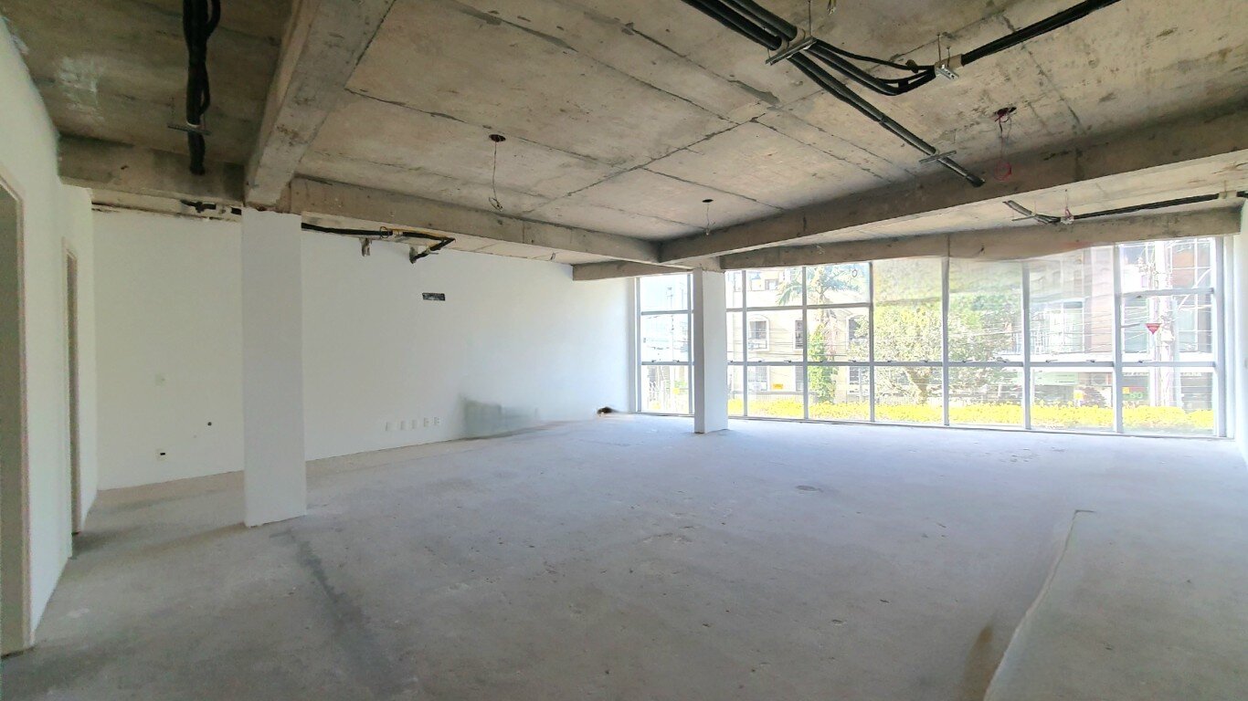 Prdio Comercial no bairro MOINHOS DE VENTO em PORTO ALEGRE
