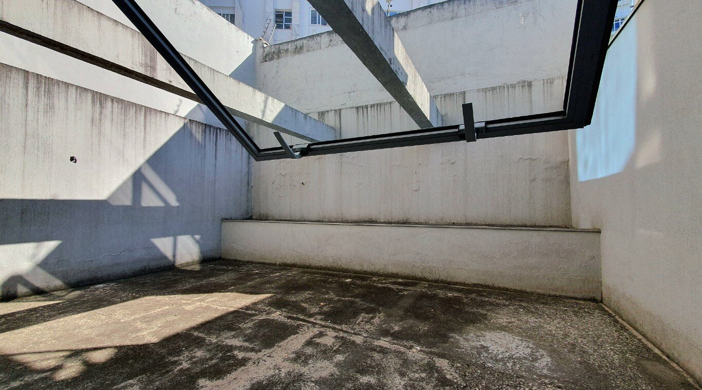 Prdio Comercial no bairro MOINHOS DE VENTO em PORTO ALEGRE