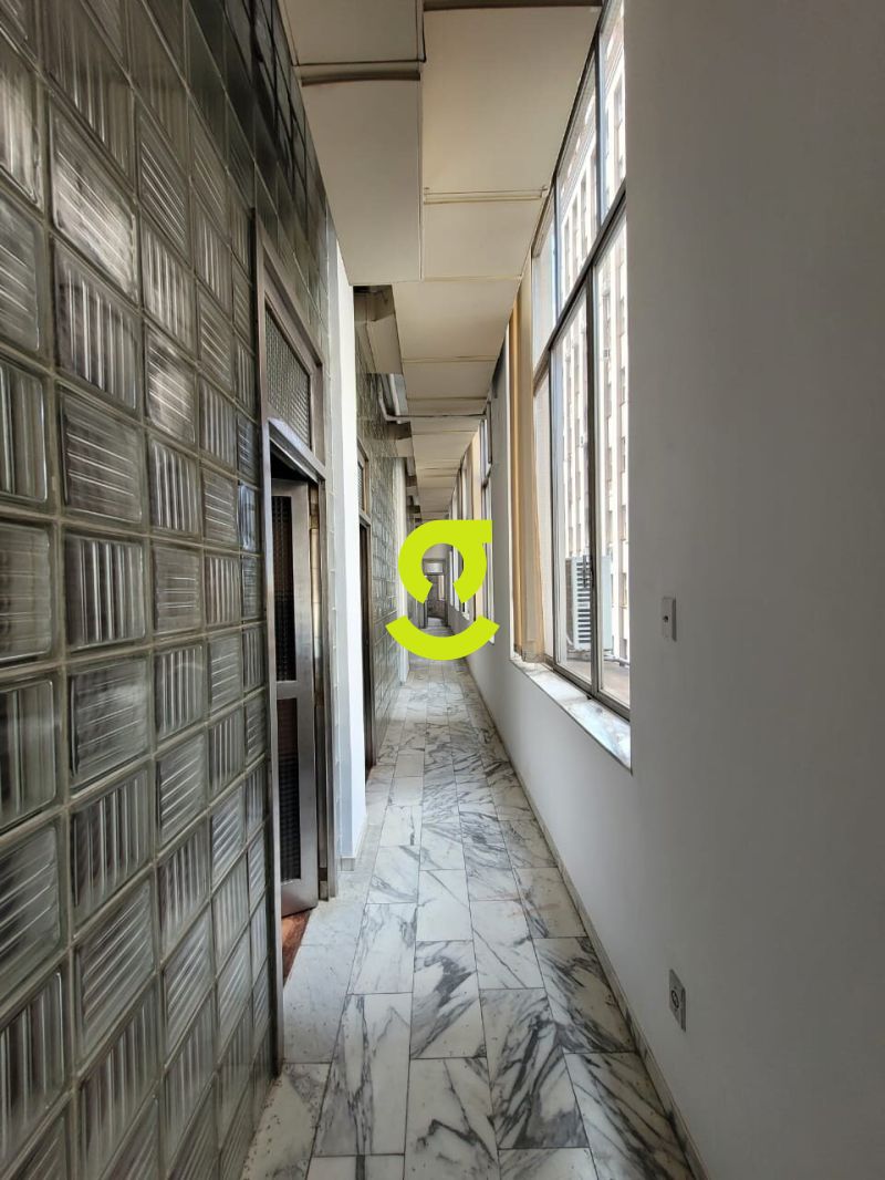 CONJUNTO COMERCIAL 1000m� NO CENTRO HIST�RICO | PO...