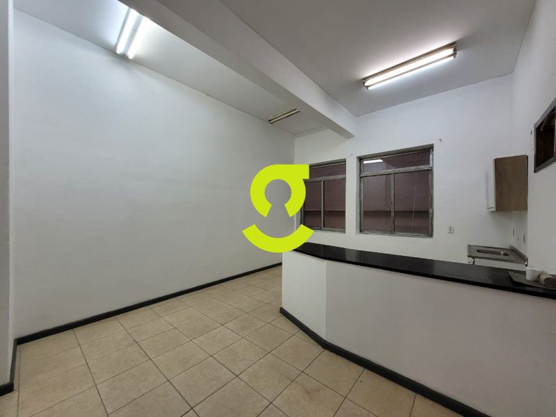 CONJUNTO COMERCIAL 1000m� NO CENTRO HIST�RICO | PO...