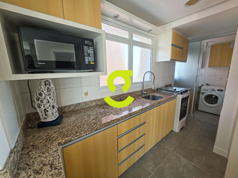 �timo apto em andar alto, semi mobiliado, 124m pri...