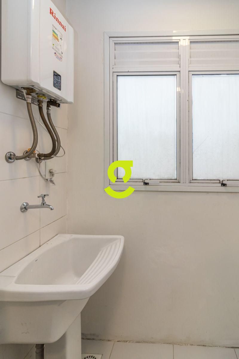 Studio Mobiliado com Vista para �rea Verde | Ao La...