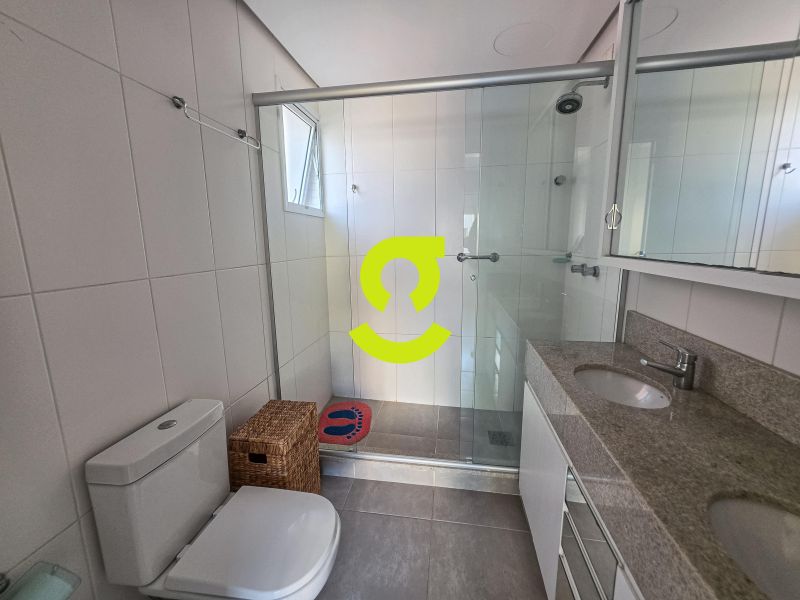 �timo apto em andar alto, semi mobiliado, 124m pri...