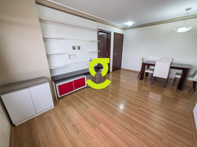 �timo apto muito bem equipado, andar alto, 79m, ar...