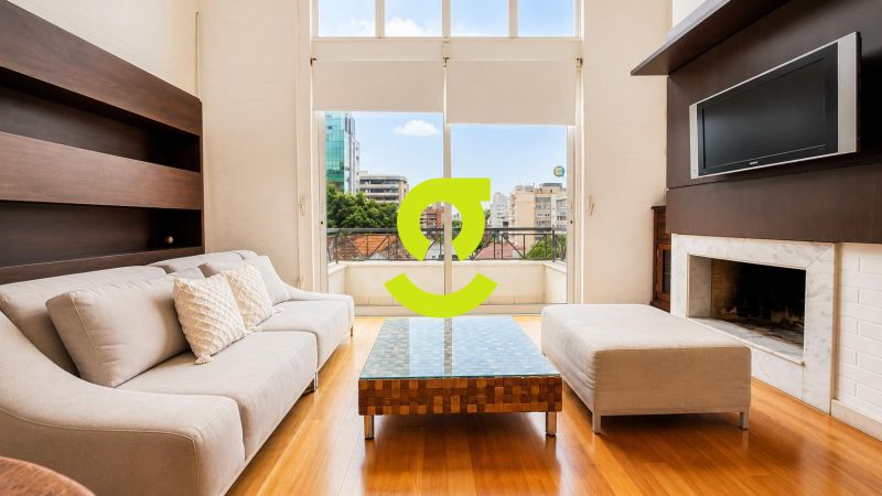 Loft Duplex Mobiliado com 84m�, 2 Vagas e Hidromas...