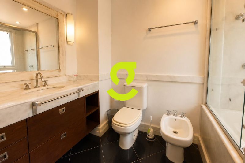 Loft Duplex Mobiliado com 84m�, 2 Vagas e Hidromas...