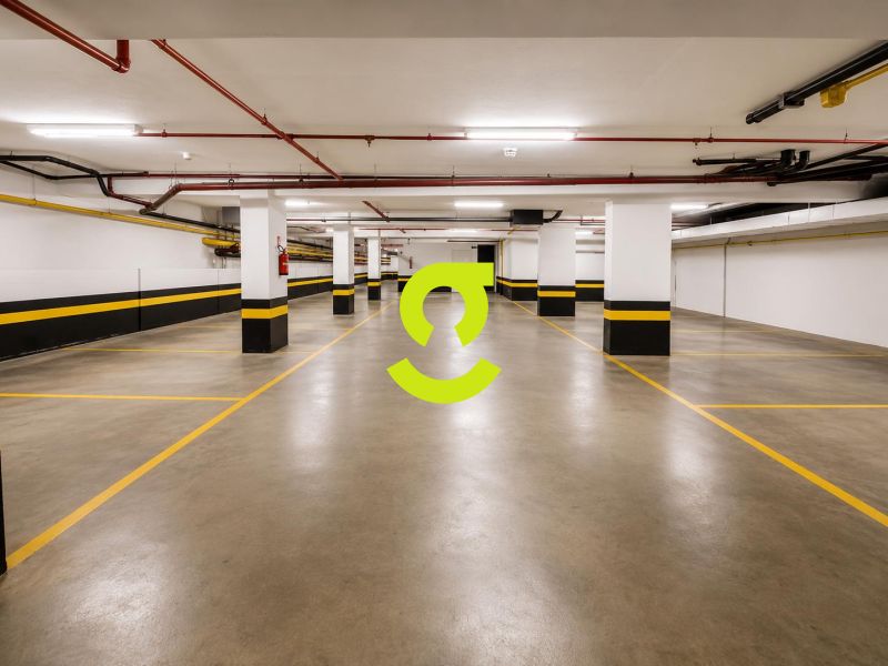 Loft Duplex Mobiliado com 84m�, 2 Vagas e Hidromas...