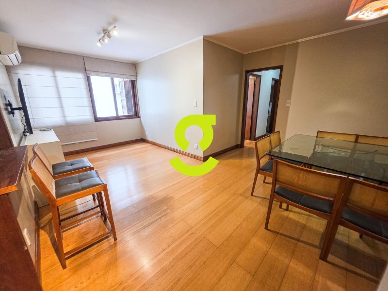 �timo apto semi mobiliado, 102m priv, ar condicion...