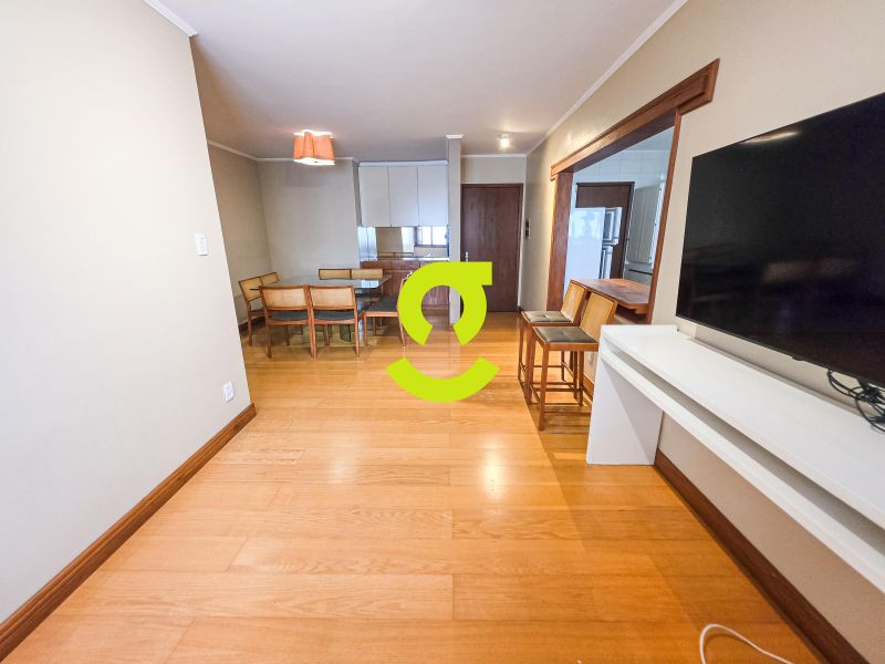 �timo apto semi mobiliado, 102m priv, ar condicion...