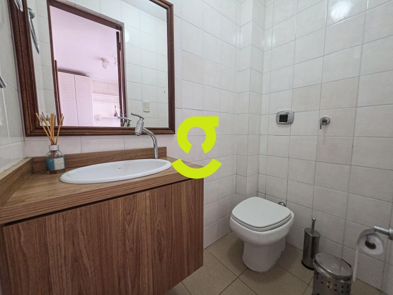 �timo apto semi mobiliado, 102m priv, ar condicion...