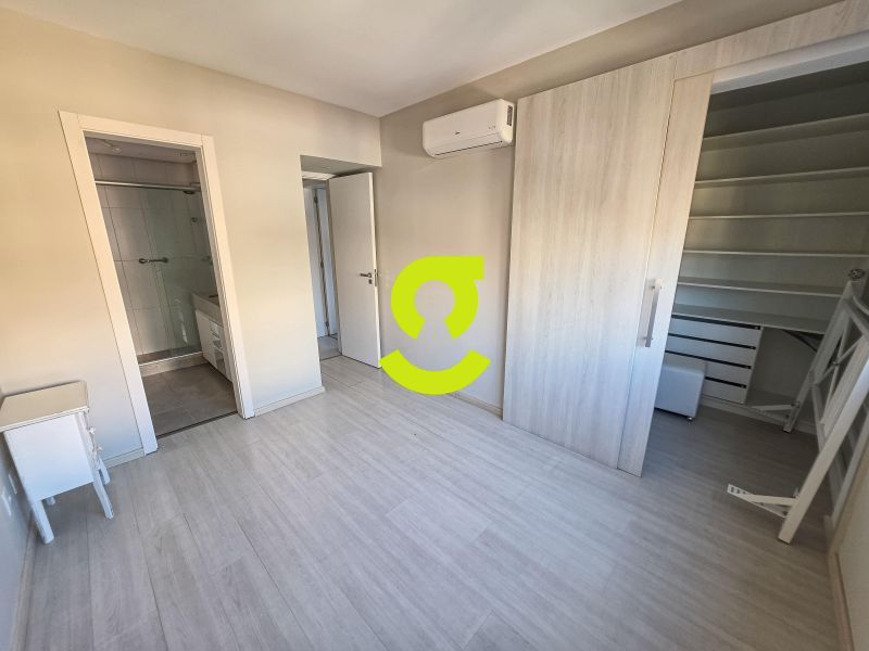 �timo apto em andar alto, semi mobiliado, 124m pri...