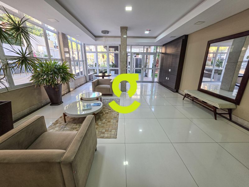 �timo apto em andar alto, semi mobiliado, 124m pri...