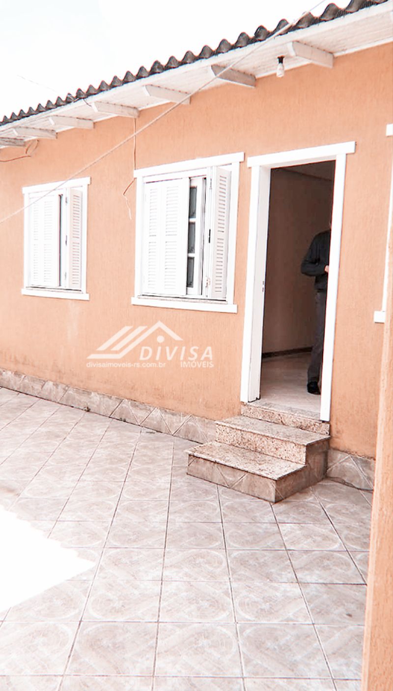 Casa / Sobrado com 50m², 1 dormitório no bairro JARDIM SABARÁ em PORTO ALEGRE para Alugar