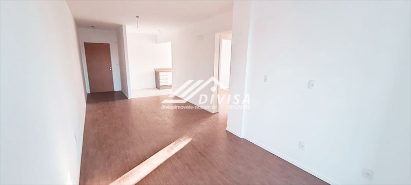 Apartamento com 80m², 2 dormitórios, 1 suite, 2 vagas no bairro TERESÓPOLIS em PORTO ALEGRE para Alugar