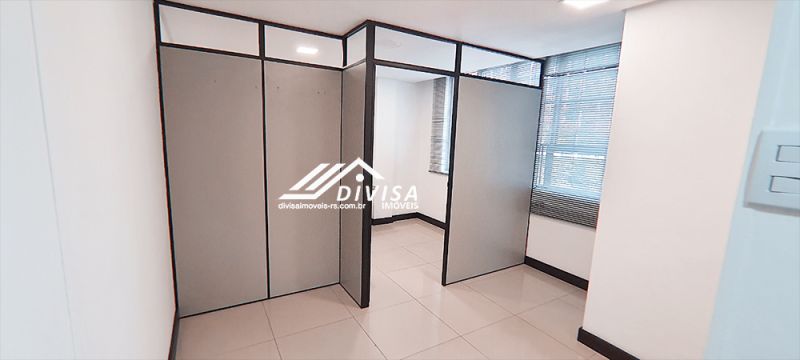 Loja com 30m² no bairro CENTRO HISTÓRICO em PORTO ALEGRE para Alugar
