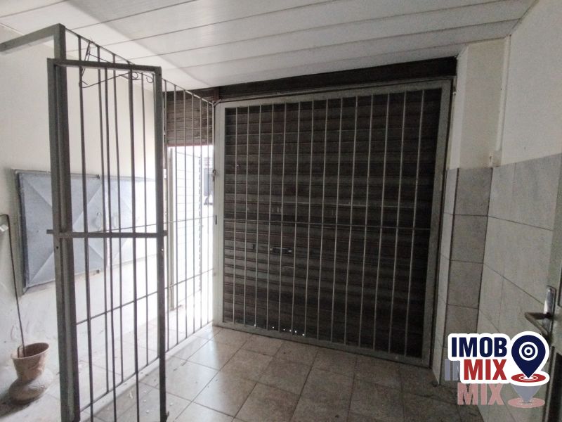 Loja em Porto Alegre no bairro Passo da Areia
