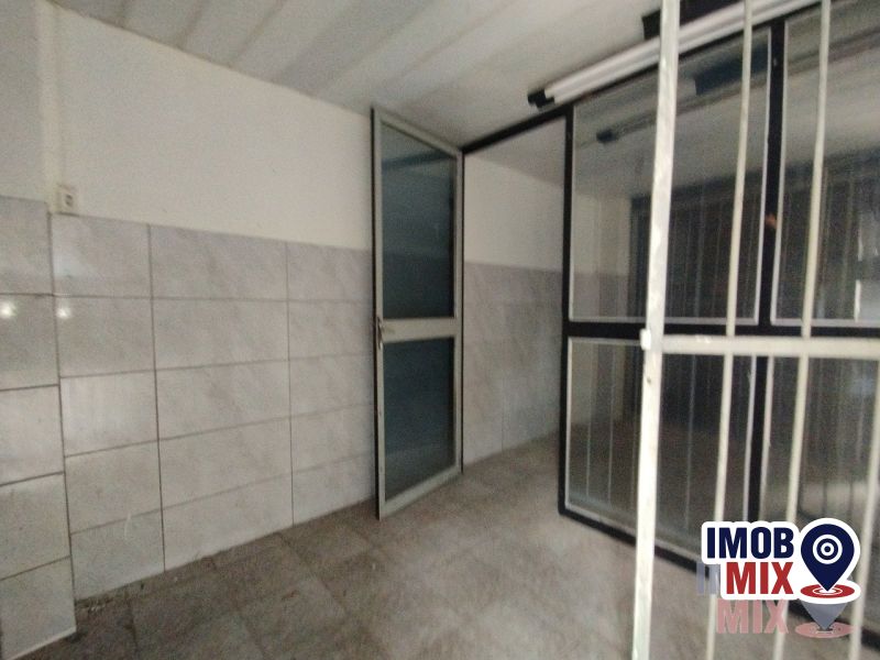 Loja em Porto Alegre no bairro Passo da Areia